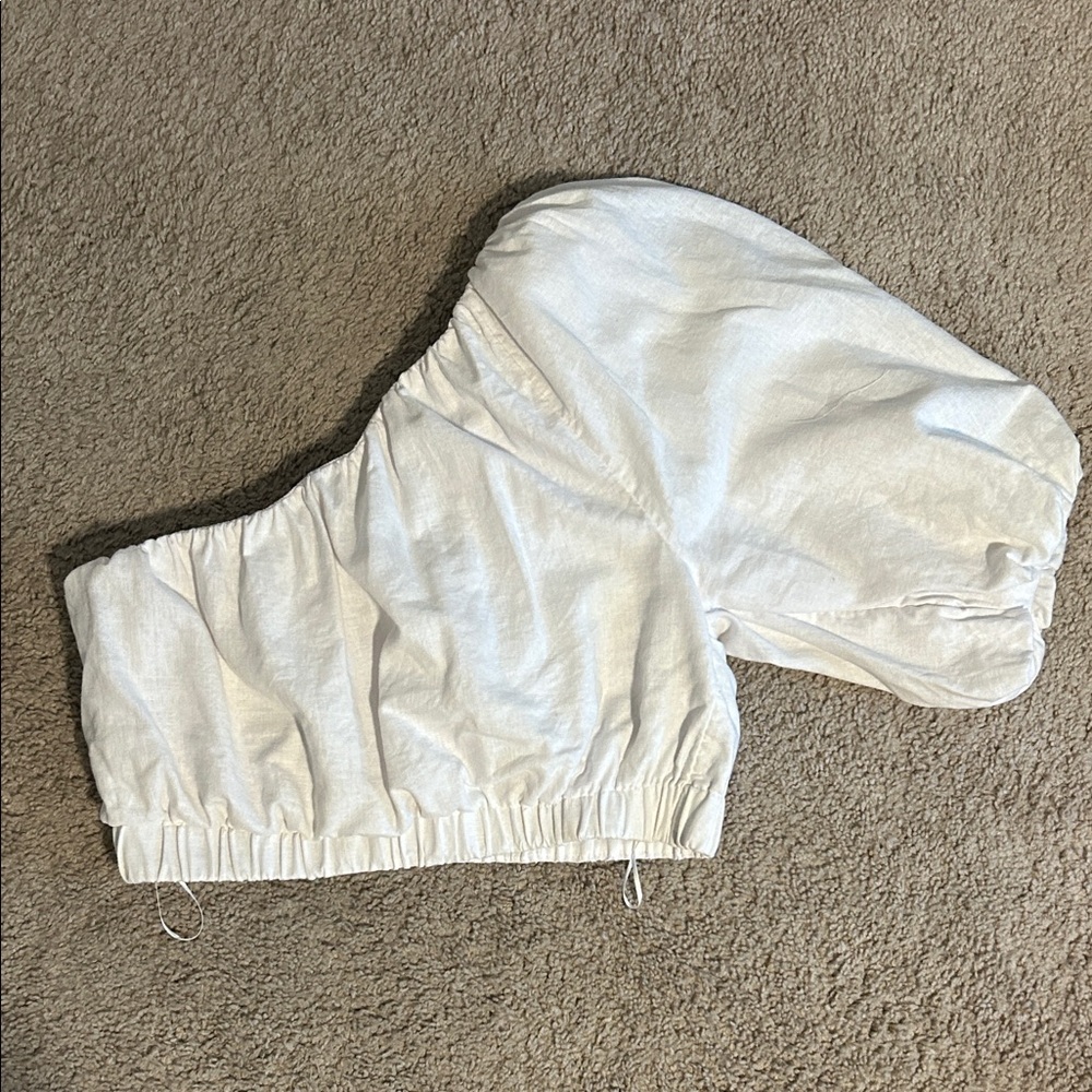 Abercrombie & Fitch White Off-Shoulder Top